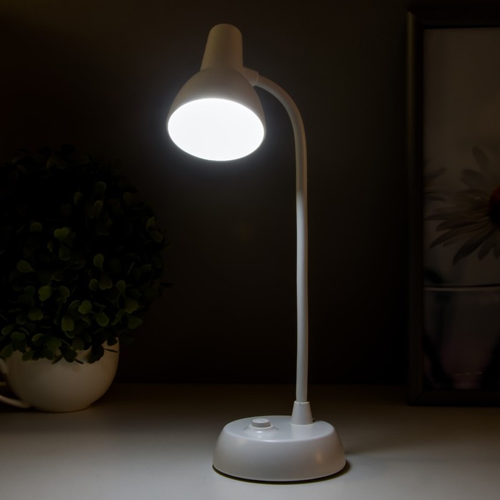 Лампа настольная "Моно" LED 1 режим 1Вт 3AA  белый 8х8х32 см - фото 1907439616