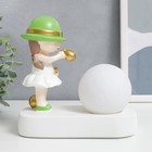 Сувенир полистоун свет "Малышка в зелёной шляпке, с золотым пузырём у шара" 16,5х8х16 см - Фото 5