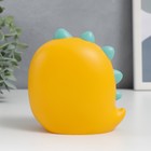 Сувенир полистоун свет "Малыш в жёлтом костюмчике, в динозавре" 10х10 см - фото 21586592