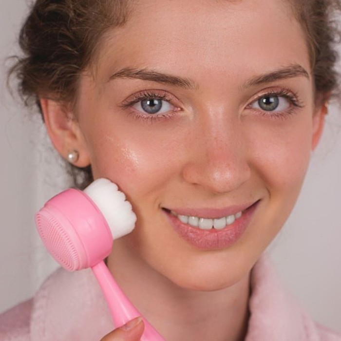 Щётка для умывания, двусторонняя, с ручкой, 15 × 4,3 см, цвет МИКС 28123