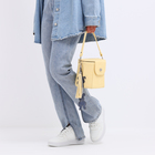 Сумка-мессенджер "Золотой дождь" на магните, цвет бежевый - фото 24098751