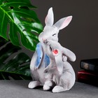 Копилка "Целующаяся пара зайчиков" 26х16х13см - фото 805883005