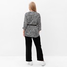 Костюм женский (туника и брюки), цвет чёрно-белый, принт зебра, размер 52 7385731