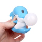 Мялка «Дельфин» надувает шарик - Фото 3