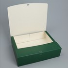 Складная коробка подарочная «С новым годом», тиснение, зеленый, 31 × 24,5 × 9 см - Фото 3