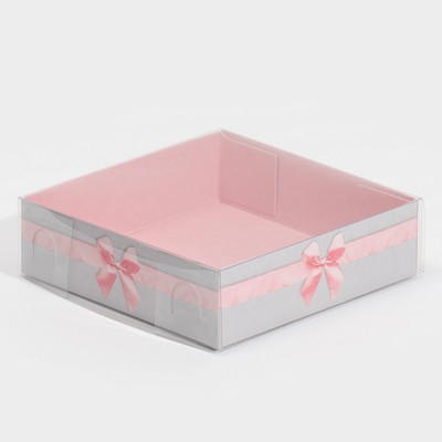 Кондитерская упаковка, коробка для макарун с пластиковой крышкой, «Бантики», 12 х 12 х 3.5 см