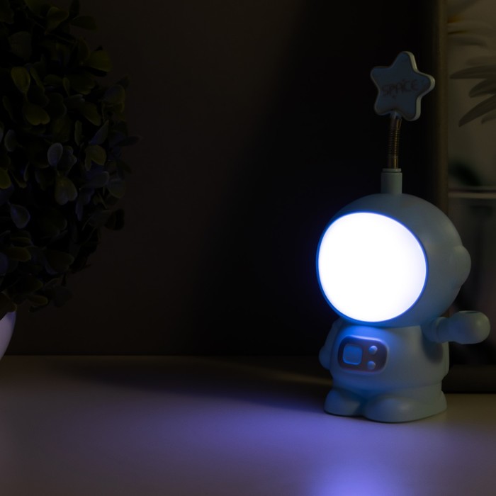 Настольная лампа "Астронавт со звездой" МИКС LED 3Вт USB АКБ 9х7х19 см RISALUX - фото 1906007245