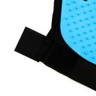 Перчатка-щетка для шерсти на левую руку из неопрена с удлиненными зубчиками, светло-голубая - Фото 4