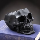 Свеча ароматическая в бетоне "Черный череп", 14х11 см, цитрус-эвкалипт - фото 3149000