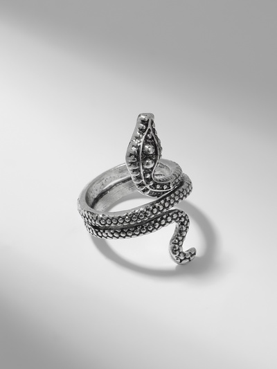 Кольцо «Змея» два глаза, цвет чернёное серебро, безразмерное