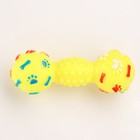 Игрушка пищащая "Гантель с лапками" для собак, 13 см, жёлтая - фото 6619717