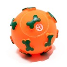 Игрушка пищащая "Мяч Косточки" для собак, 5,5 см, оранжевая - фото 6619724