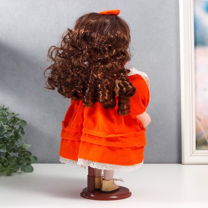 Кукла коллекционная керамика "Агата в ярко-оранжевом платье и банте, с рюшами" 30 см - фото 1901617081