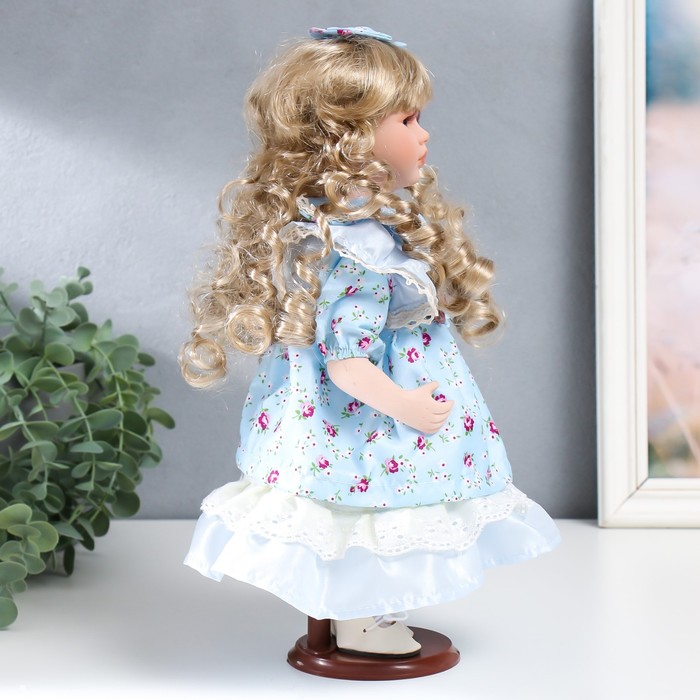 Кукла коллекционная керамика "Тося в голубом платье с цветочками, с бантом в волосах" 30 см   758617 - фото 1898670622