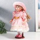Кукла коллекционная керамика "Маша в розовом платье в клетку с ромашками, в шляпке" 30 см - фото 6620228