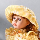 Кукла коллекционная керамика "Маша в жёлтом платье в клетку с ромашками, в шляпке" 30 см - фото 6620243