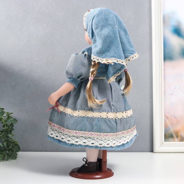 Кукла коллекционная керамика "Катя в голубом платье с завязками, в косынке" 40 см - фото 1897195448
