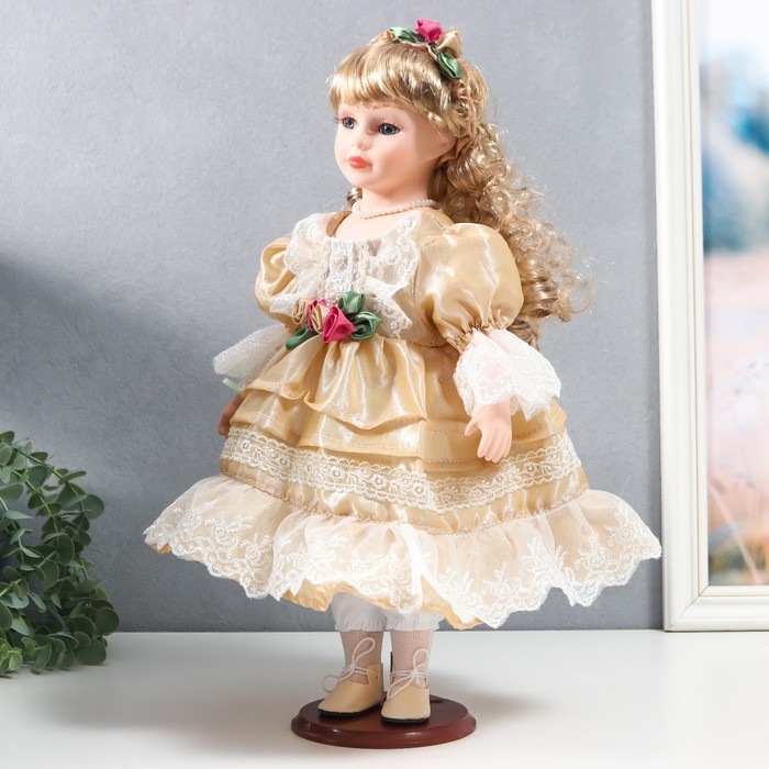 Кукла коллекционная керамика "Нина в карамельном платье, в цветочном венке" 40 см 54671