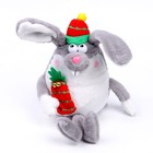Мягкая игрушка «Кролик с подарком» - Фото 4