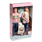 Набор кукол шарнирных «Семья в путешествии», розовая футболка - Фото 2