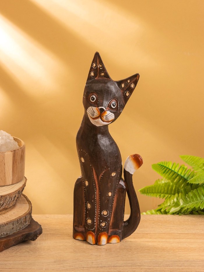 Сувенир «Кошка с бабочкой на шейке», h=30 см, дерево