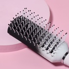 Расчёска массажная, вентилируемая, 4,3 × 22,5 см, цвет белый/чёрный - фото 24469137