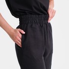 Футболка женская "Batman", цвет чёрный, размер 52 - фото 24242453