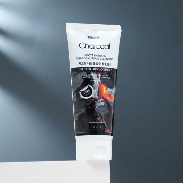 Очищающая пенка для лица Jigott с экстрактом угля, 180 мл 29237