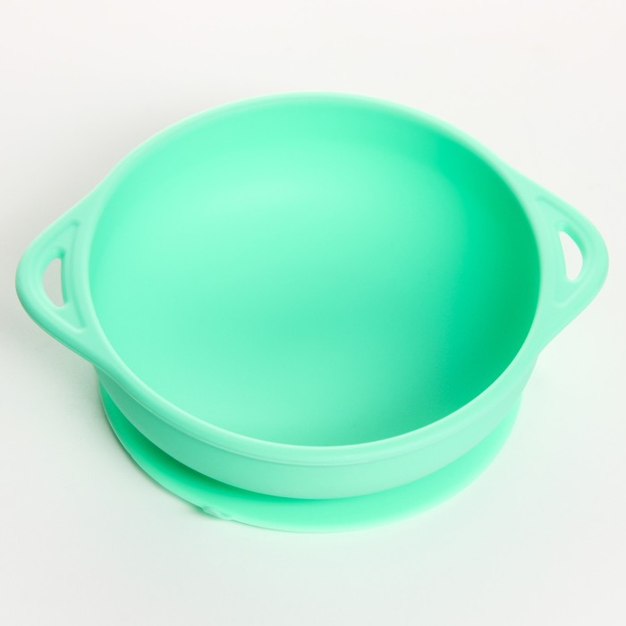 Набор для кормления: миска на присоске с крышкой, ложка, цвет зеленый - фото 1908929227