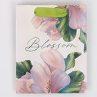 Пакет ламинированный «Цветение», радужная голография, S 12 х 15 х 5,5 см - фото 804898181