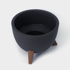 Кашпо для цветов на ножках «Флориан», 5.5 л (4.2 л), d=25 см, h=18.5 см, со вставкой, цвет графитовый - Фото 3