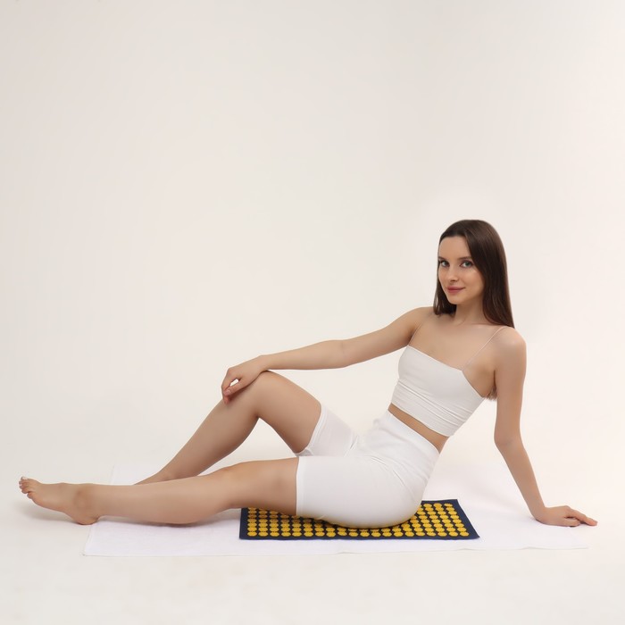 Ипликатор-коврик, спанбонд, 160 модулей, 28 × 64 см, цвет тёмно синий/жёлтый 29430