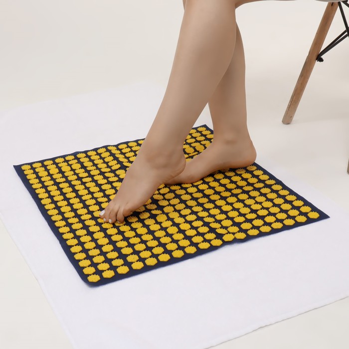 Ипликатор-коврик, основа спанбонд, 360 модулей, 56 × 62 см, цвет тёмно-синий/жёлтый - фото 1907469879