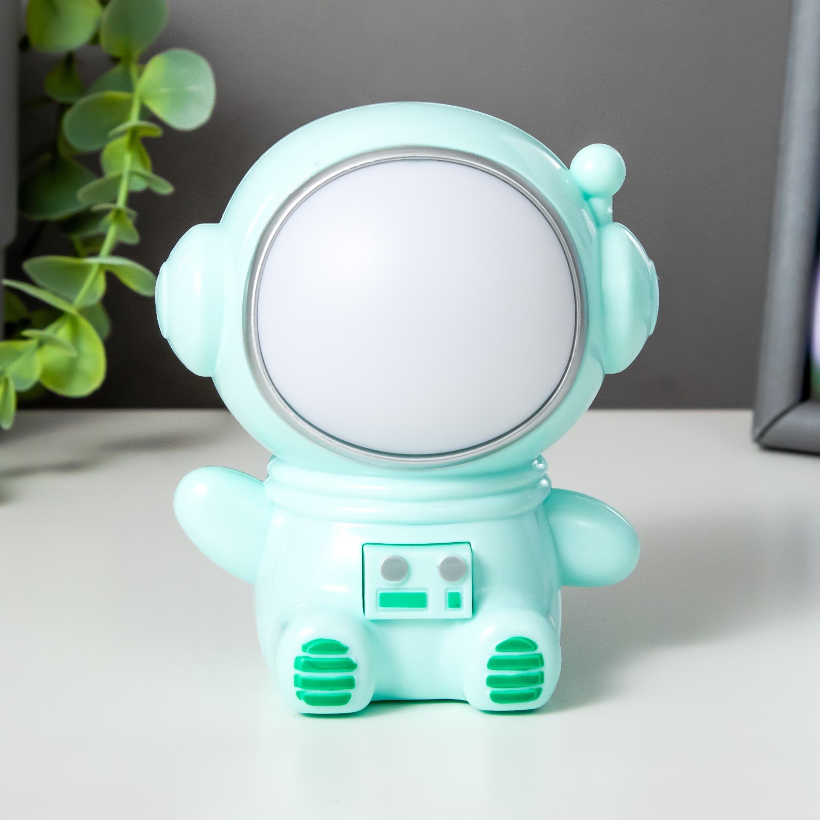 Ночник космонавт Ozon