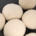 Шерстяные шарики для стирки и сушки белья, 6 см, белые, 25 гр - Фото 2