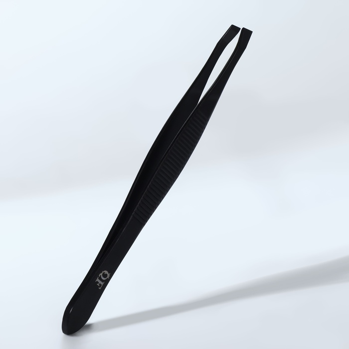 Пинцет «Premium» скошенный, узкий, 9 × 0,6 см, на блистере, цвет чёрный - Фото 1