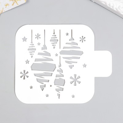 Трафарет пластиковый "Новогодние игрушки" 9х9 см