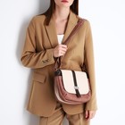 Сумка-мессенджер на клапане, цвет коричневый/бежевый - фото 23252125