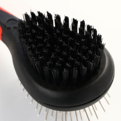 Щётка-расчёска двухсторонняя, 17.5×6.5 см, нескользящая ручка, чёрная, красная