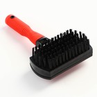 Двухсторонняя пуходёрка-щетка с резиновой ручкой 10×16.5 см, чёрно-красная - Фото 2