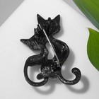 Брошь мультяшная "Коты" любовь, цветная в чёрном металле - Фото 2