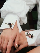 Брошь «Кот» на метле, цветная в золоте - Фото 6