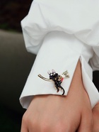 Брошь «Кот» на метле, цветная в золоте - Фото 2