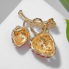 Брошь «Клубнички» на веточке, цветная в золоте - Фото 2