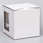 Коробка под торт 2 окна, с ручками, белая, 26 х 26 х 26 см - Фото 3