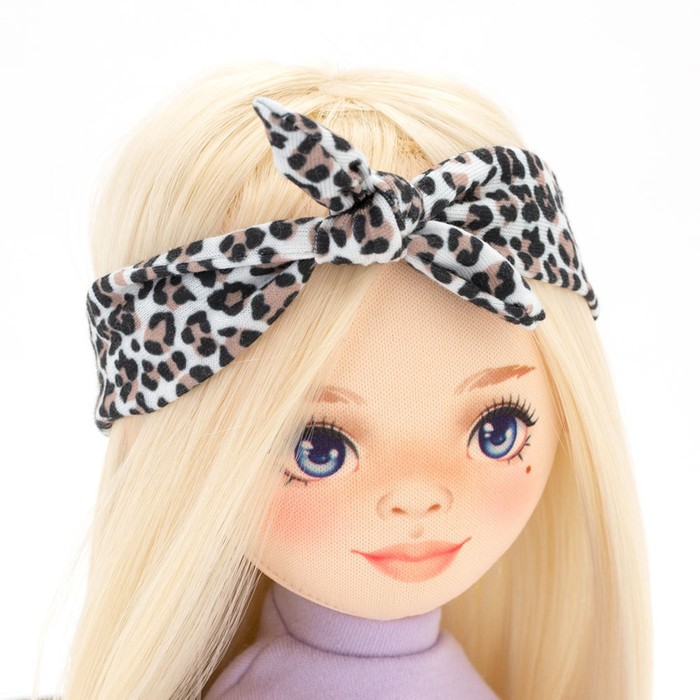 Мягкая кукла Mia «В фиолетовом спортивном костюме», 32 см, серия: Спортивный стиль 55248