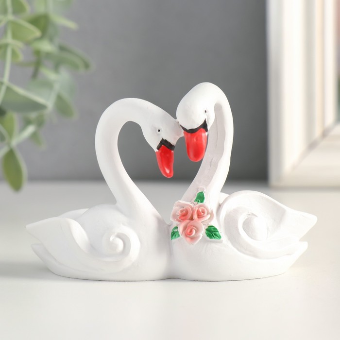 Фигурка полистоун «Два белых лебедя с розами», 3.2×9.5×6.2 см - Фото 1