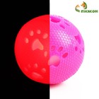 Мячик с лапками светящийся, 7 см, розовый/белый - Фото 1