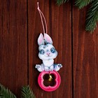 Ёлочная игрушка "Год Кролика. Кролик со снежинкой" с колокольчиком, дерево, ламинация, 3,8х8 - Фото 2