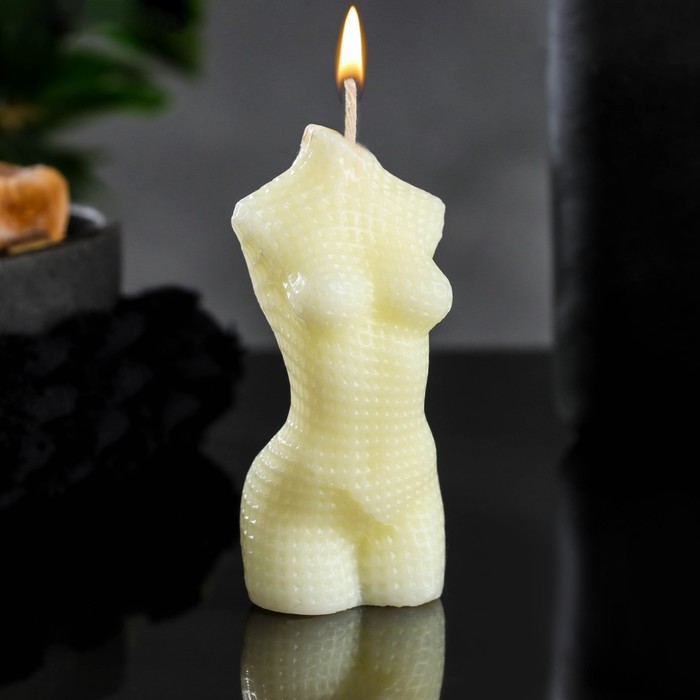 Фигурная свеча "Торс женский сетка" молочный, 55гр - Фото 1